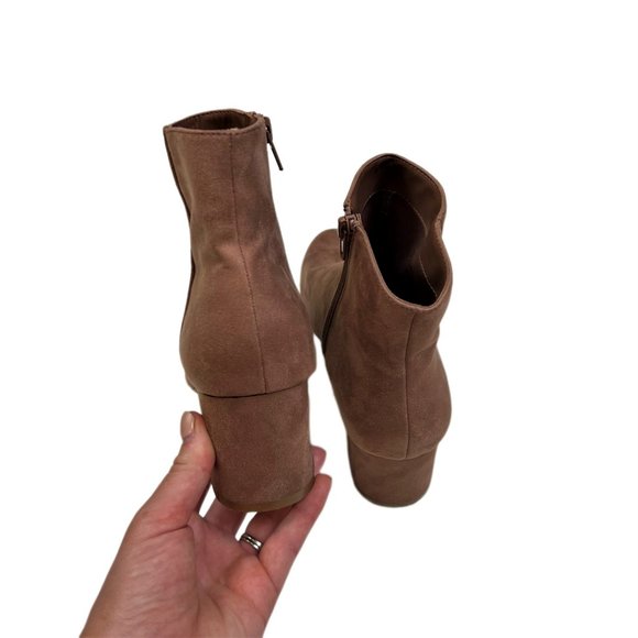 CALL IT SPRING Vegan Chunky Gold Heel Booties (Size 8) - Picture 3 of 4